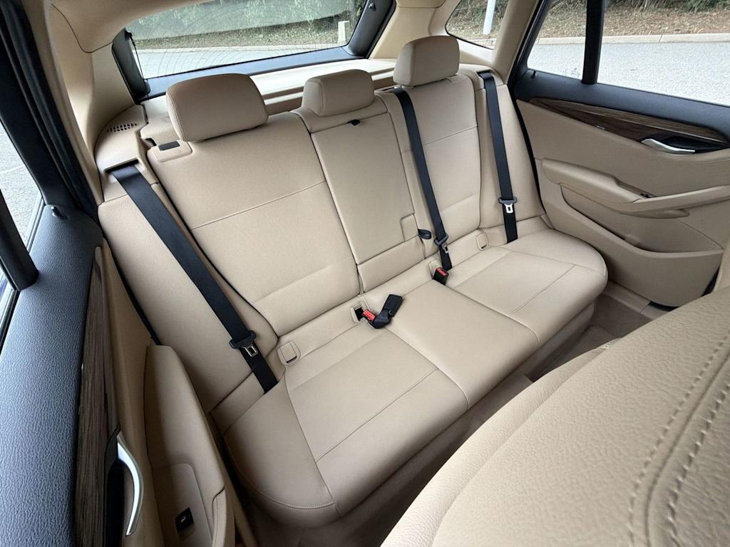 Thumbnail: 2015 BMW X1 - 29