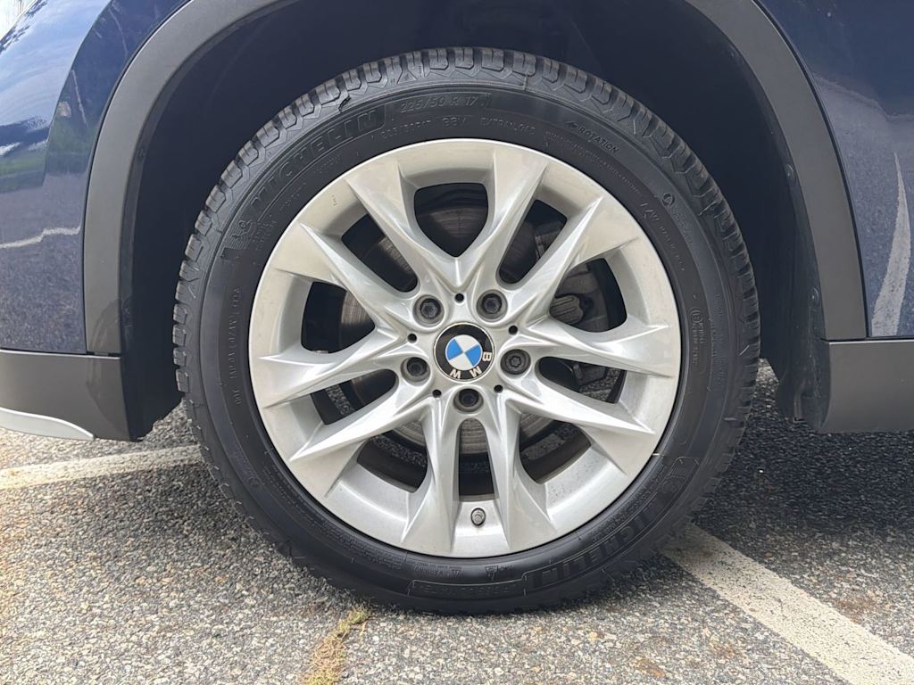 Thumbnail: 2015 BMW X1 - 8
