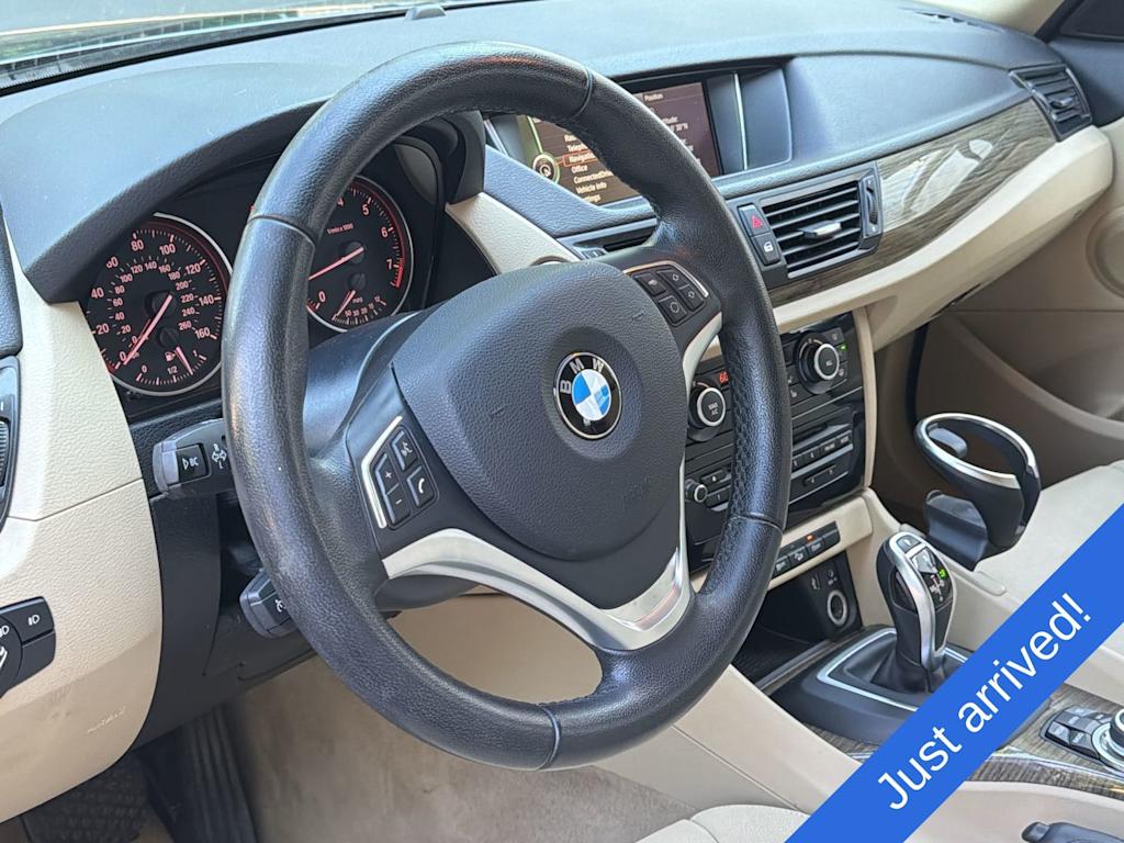 Thumbnail: 2014 BMW X1 - 14