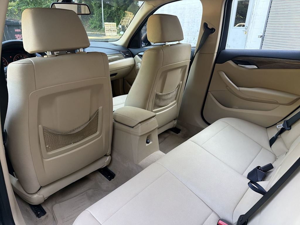 Thumbnail: 2014 BMW X1 - 13