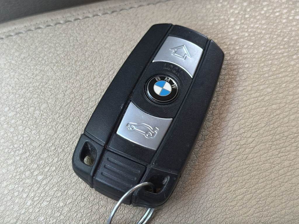 Thumbnail: 2014 BMW X1 - 19