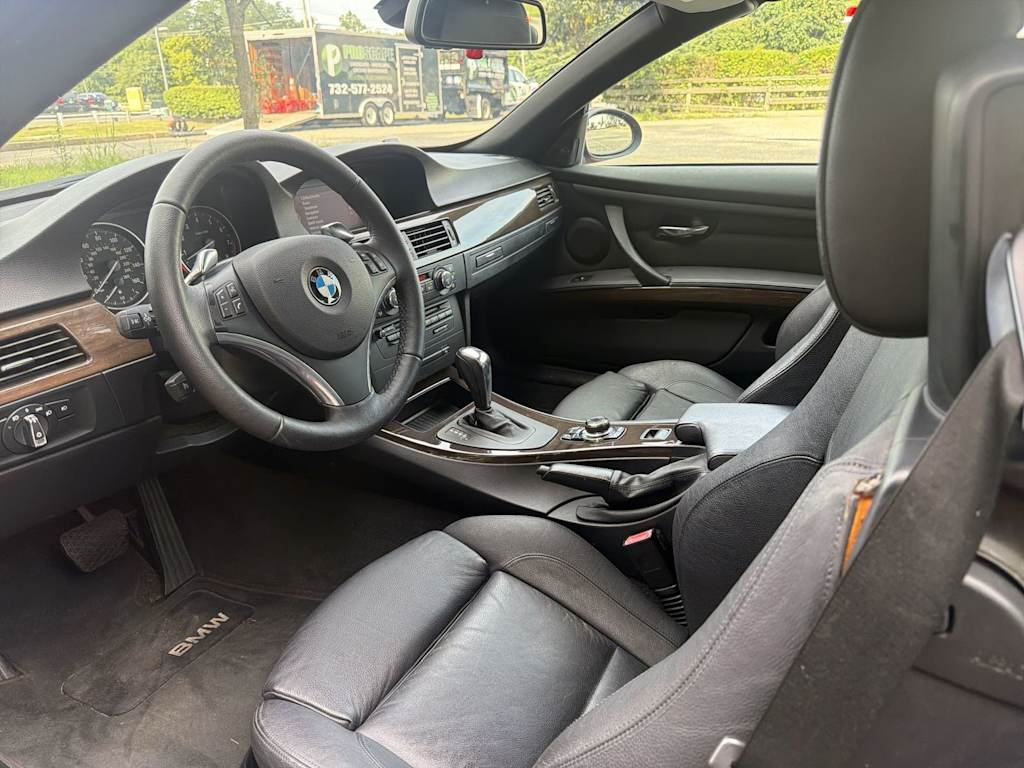 Thumbnail: 2009 BMW 3 Series - 2