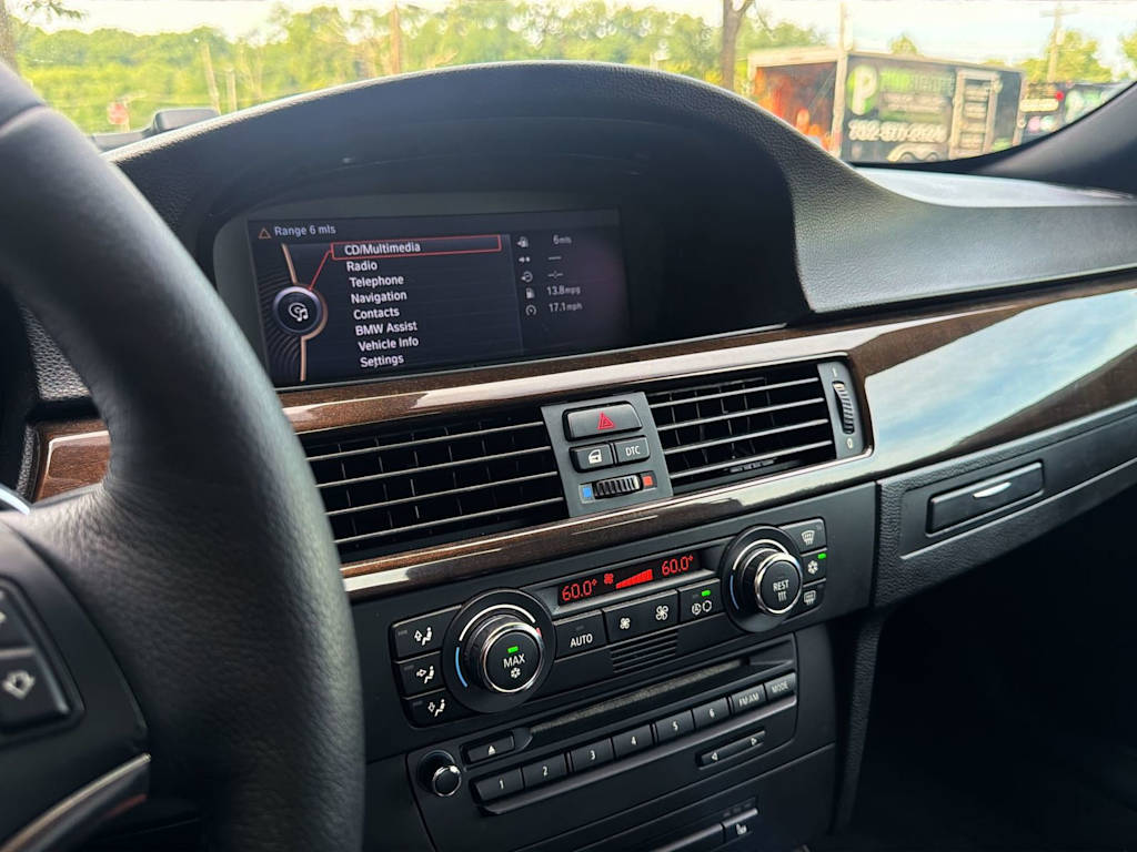 Thumbnail: 2009 BMW 3 Series - 15