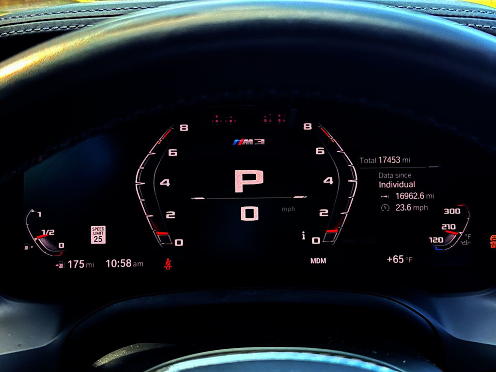 Thumbnail: 2022 BMW M3 - 17