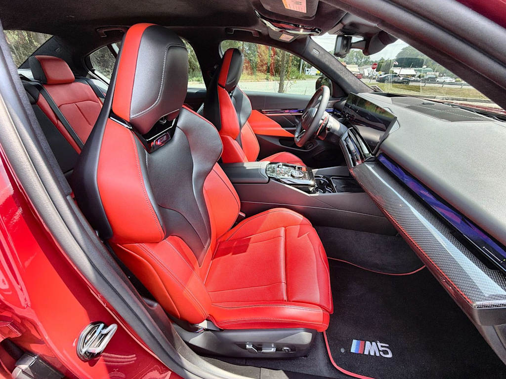 Thumbnail: 2026 BMW M5 - 23