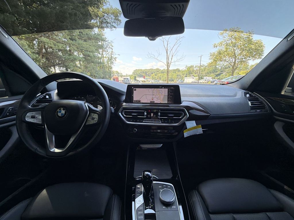 Thumbnail: 2022 BMW X3 - 10