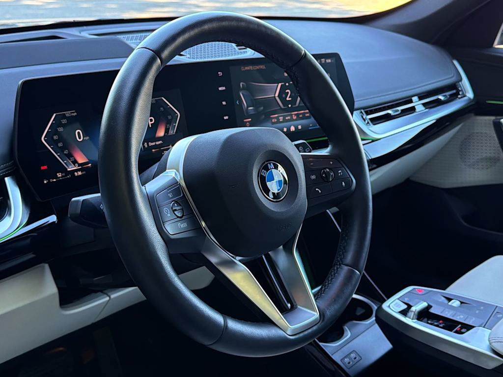 Thumbnail: 2026 BMW X1 - 10