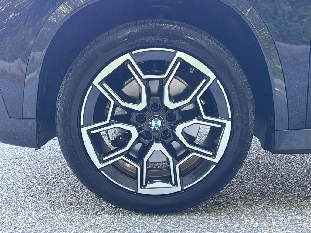 Thumbnail: 2026 BMW X1 - 8