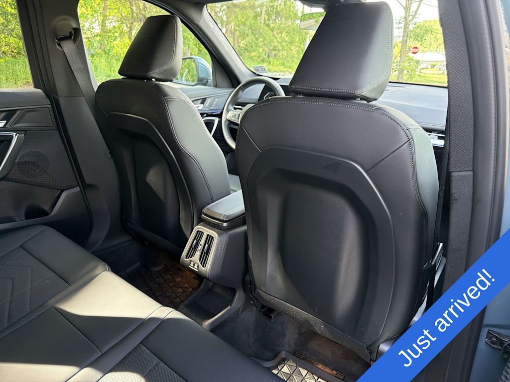 Thumbnail: 2026 BMW X1 - 12