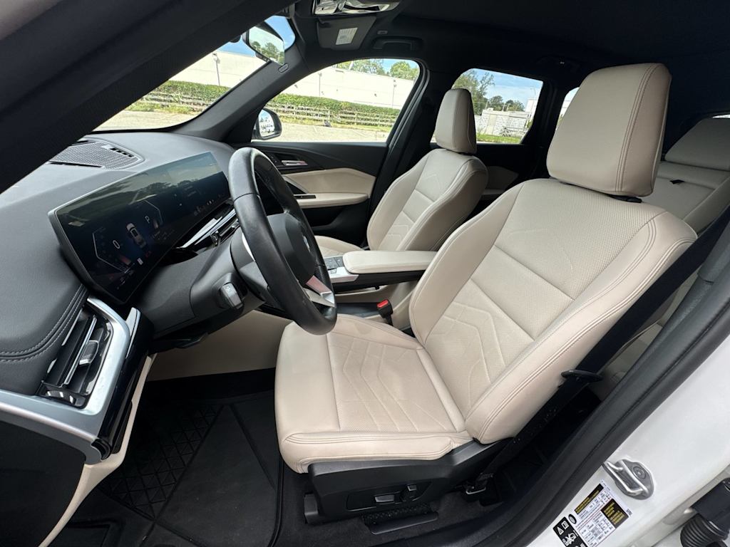 Thumbnail: 2024 BMW X1 - 11