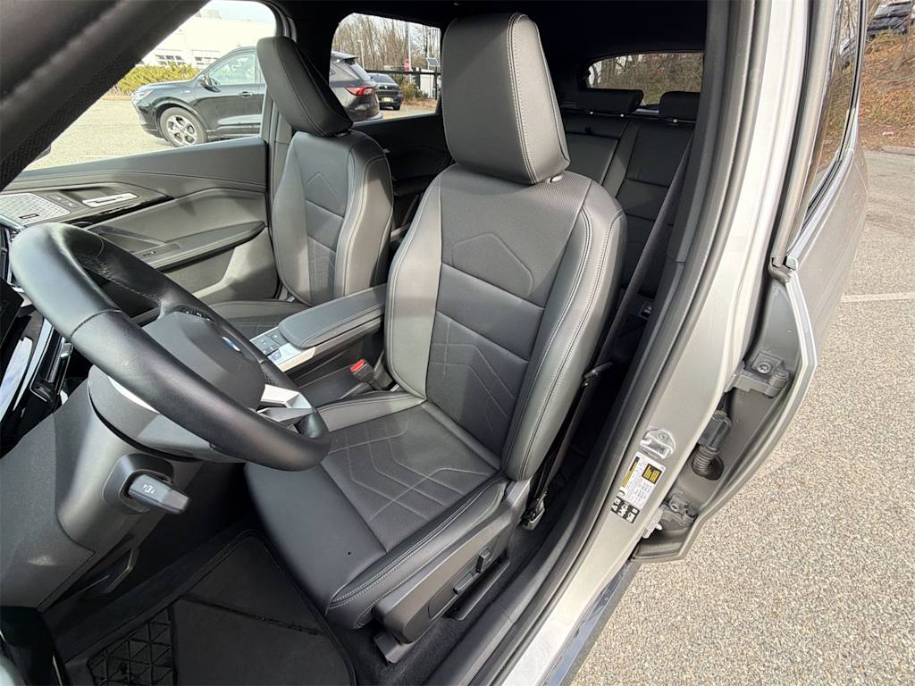 Thumbnail: 2025 BMW X1 - 10