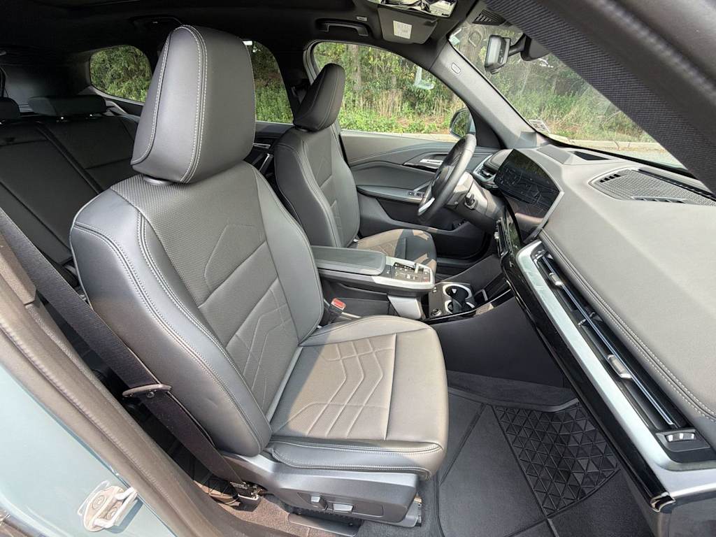 Thumbnail: 2026 BMW X1 - 12
