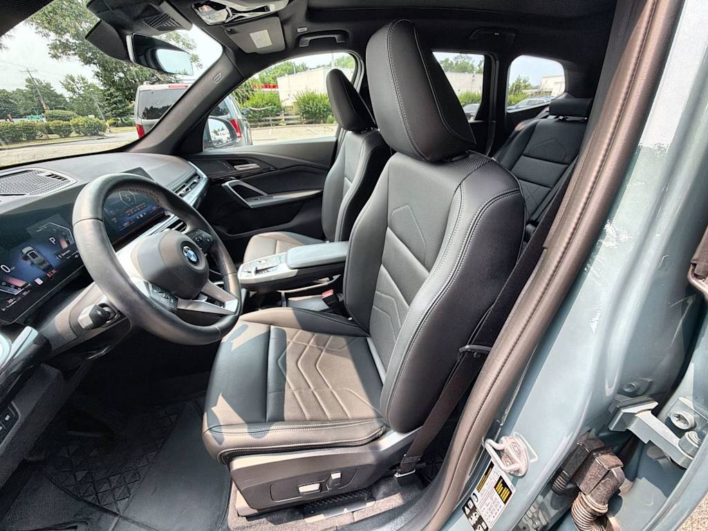 Thumbnail: 2026 BMW X1 - 11