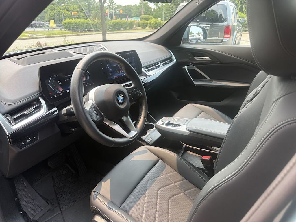 Thumbnail: 2026 BMW X1 - 2