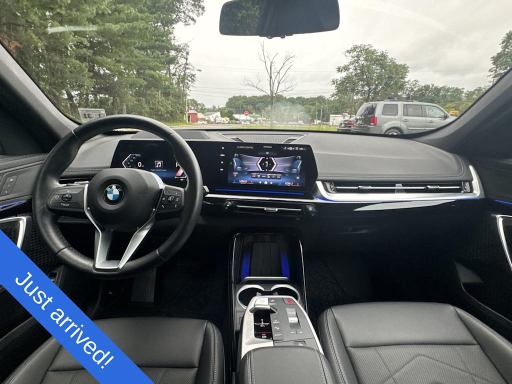 Thumbnail: 2026 BMW X1 - 2