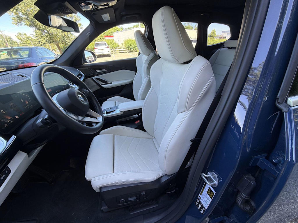 Thumbnail: 2026 BMW X1 - 12