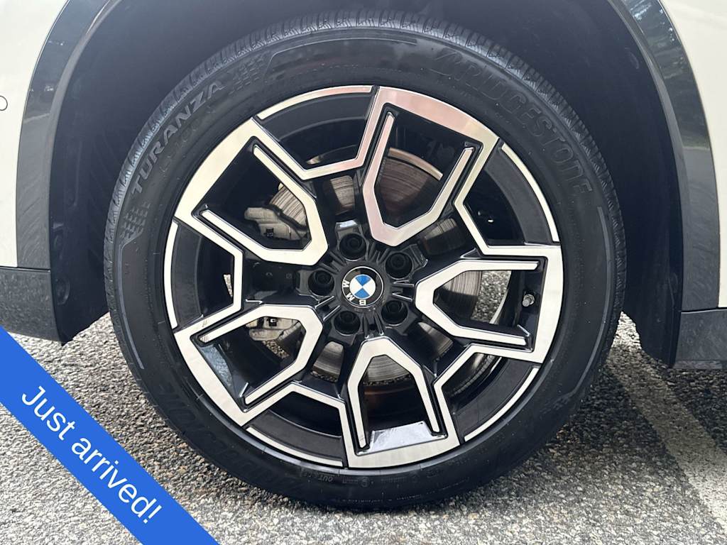 Thumbnail: 2026 BMW X1 - 8