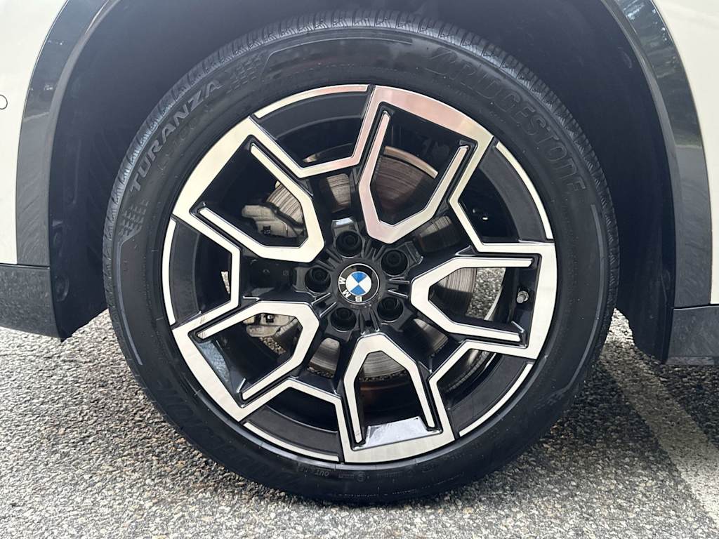 Thumbnail: 2026 BMW X1 - 8