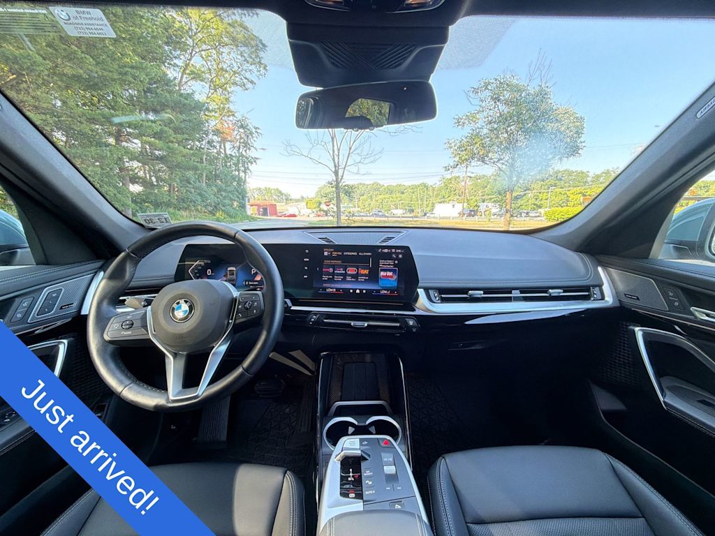 Thumbnail: 2026 BMW X1 - 10