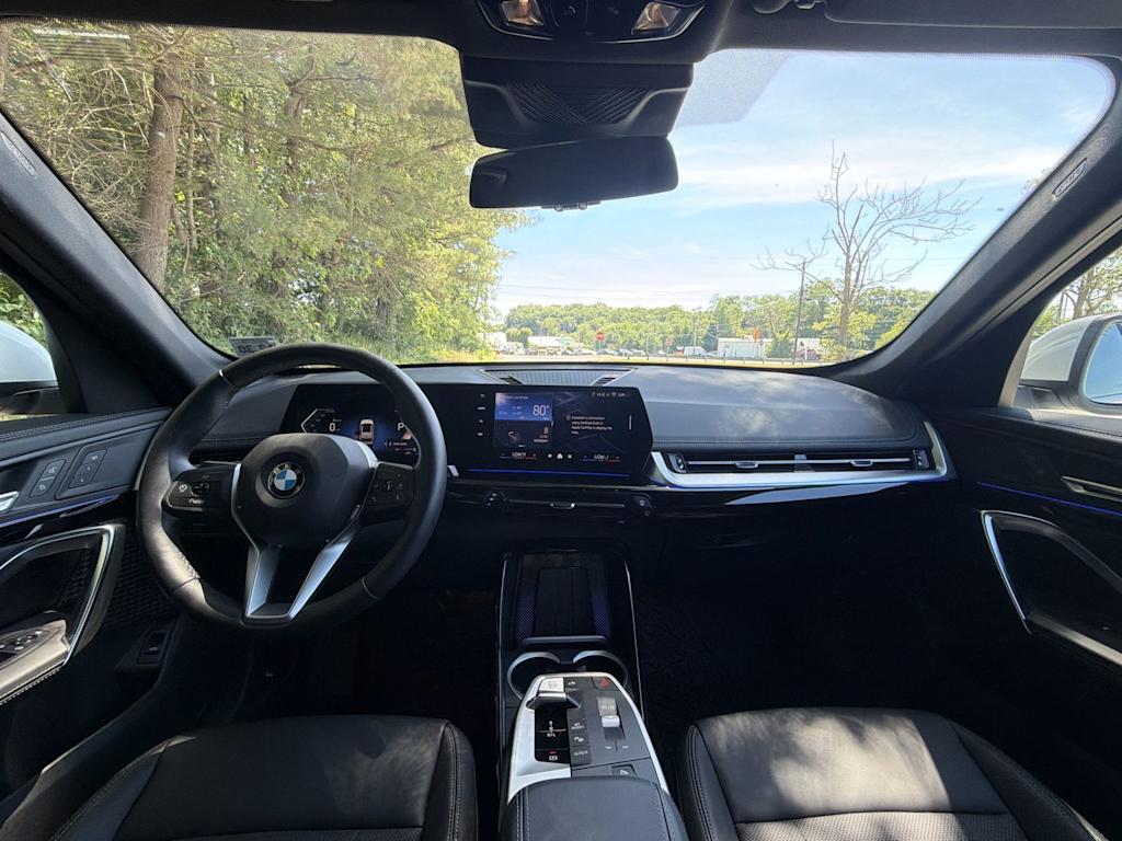 Thumbnail: 2026 BMW X1 - 10