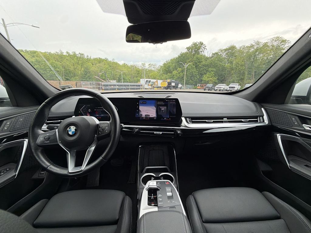 Thumbnail: 2023 BMW X1 - 9