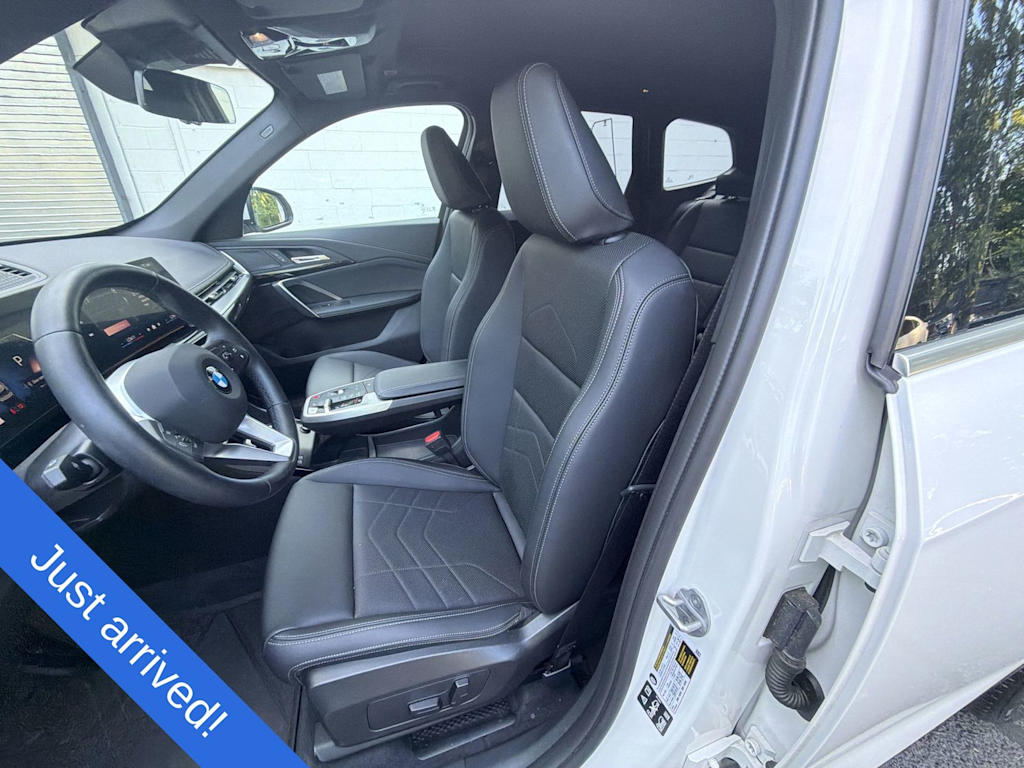 Thumbnail: 2026 BMW X1 - 12