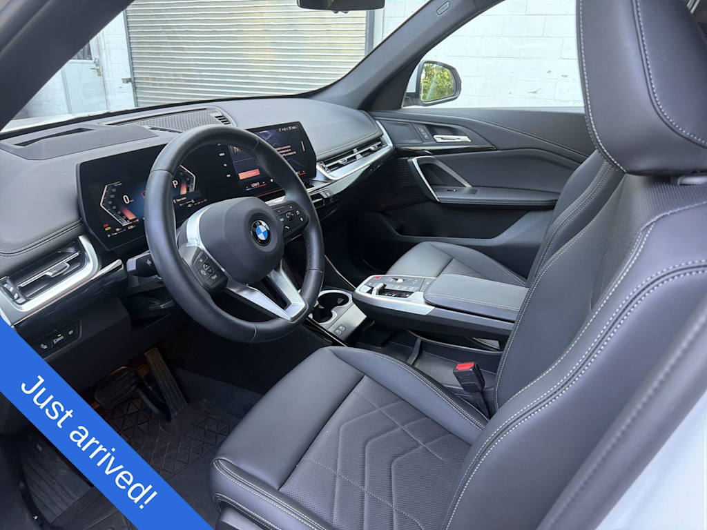 Thumbnail: 2026 BMW X1 - 11
