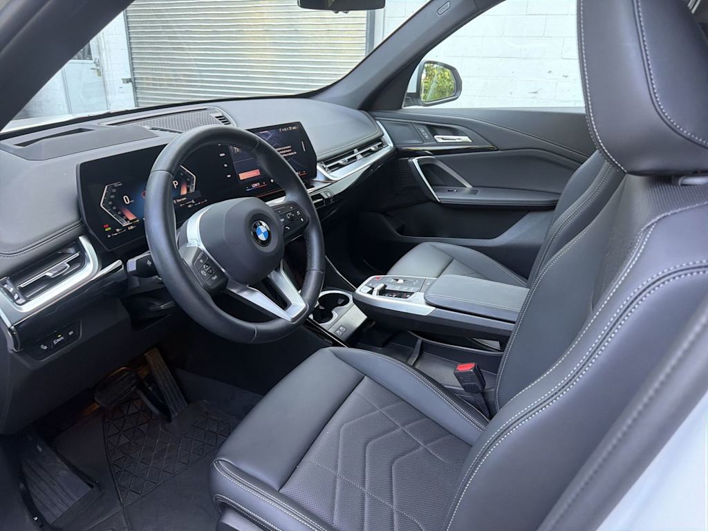 Thumbnail: 2026 BMW X1 - 11