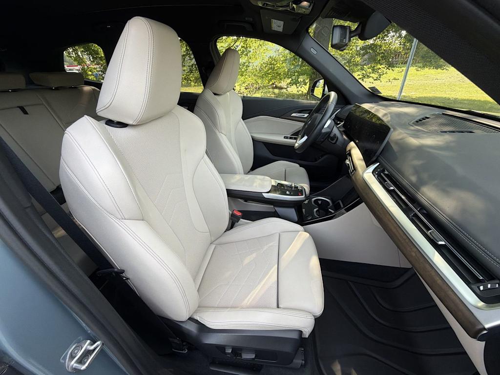 Thumbnail: 2023 BMW X1 - 12