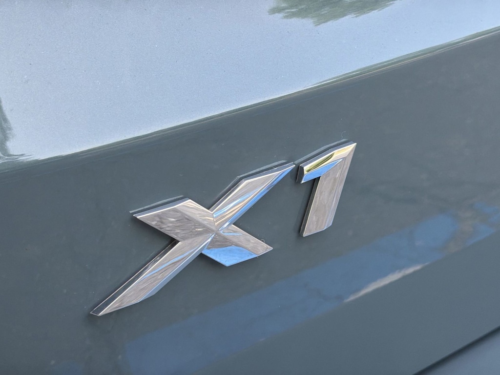 Thumbnail: 2023 BMW X1 - 7