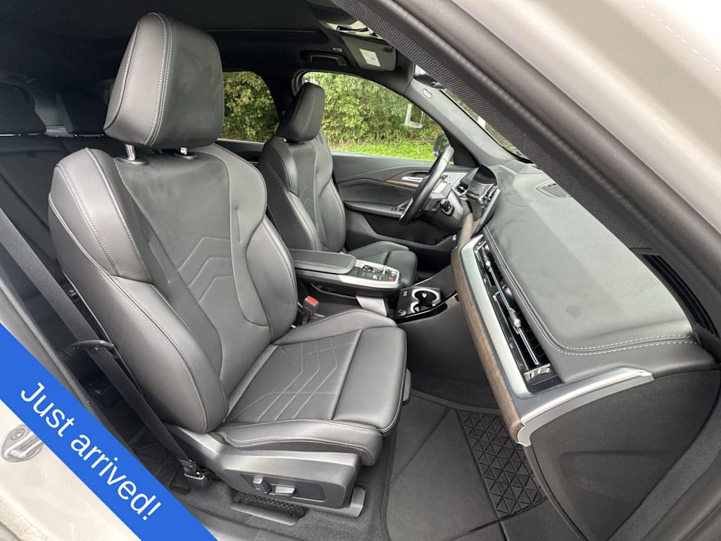 Thumbnail: 2023 BMW X1 - 11
