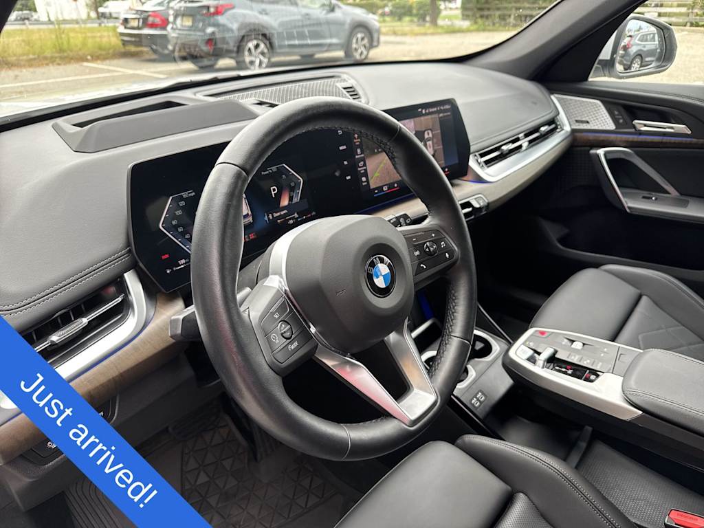Thumbnail: 2023 BMW X1 - 13