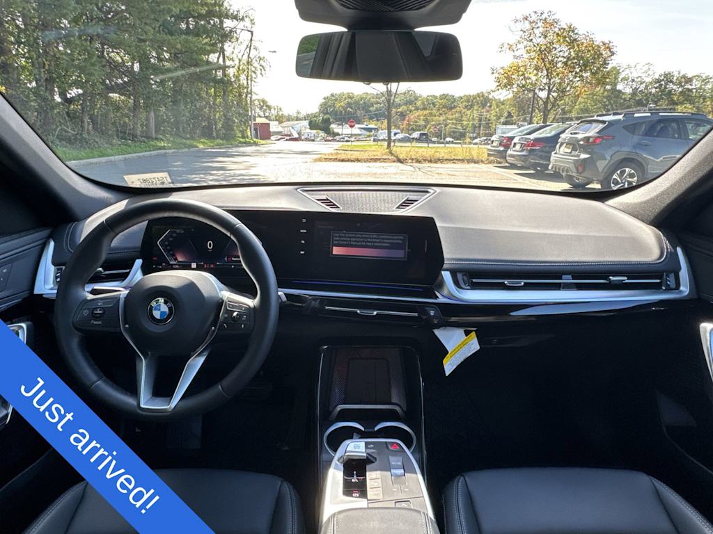 Thumbnail: 2026 BMW X1 - 10