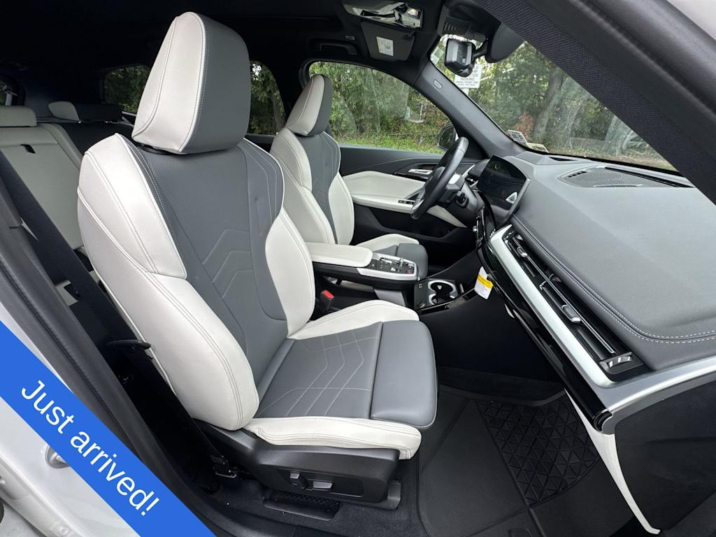 Thumbnail: 2026 BMW X1 - 12
