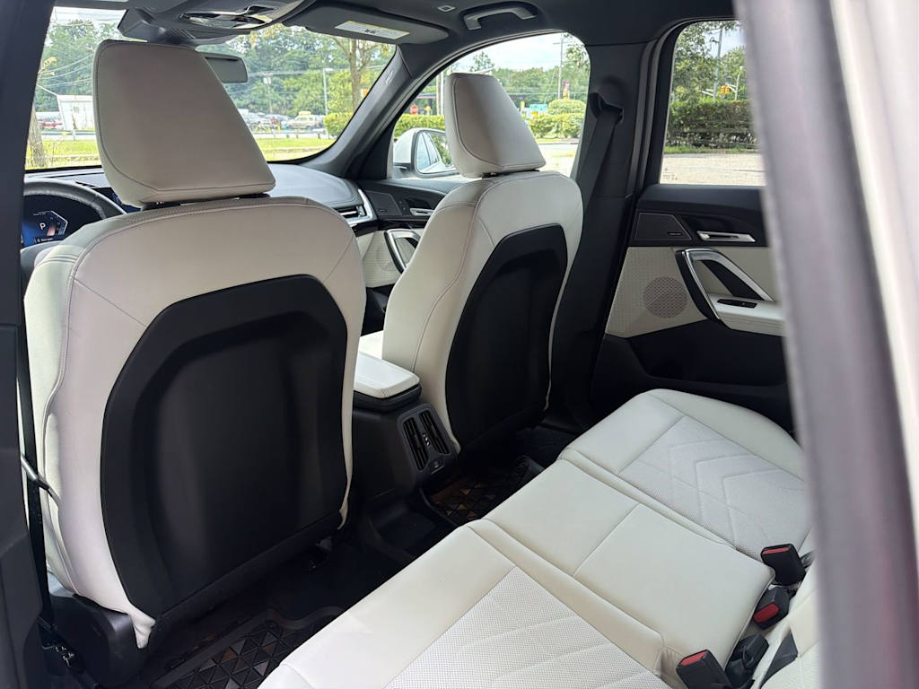 Thumbnail: 2026 BMW X1 - 13