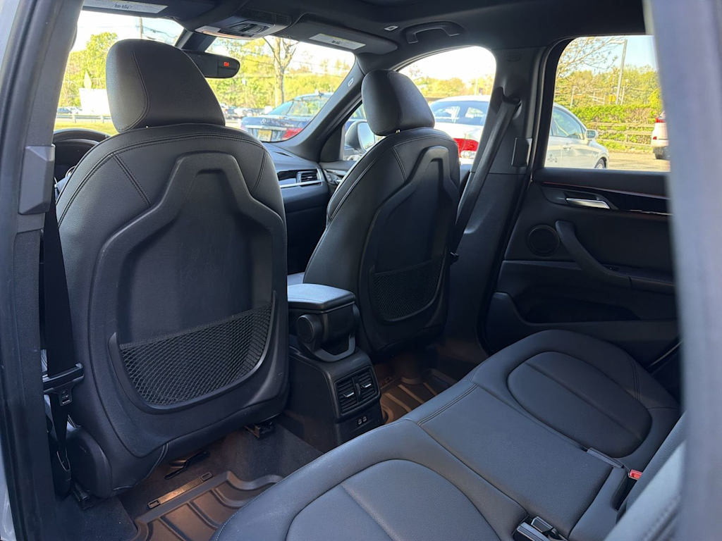 Thumbnail: 2018 BMW X1 - 13