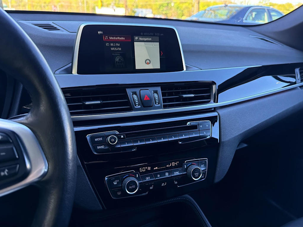 Thumbnail: 2018 BMW X1 - 15