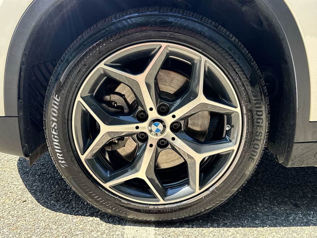 Thumbnail: 2019 BMW X1 - 8