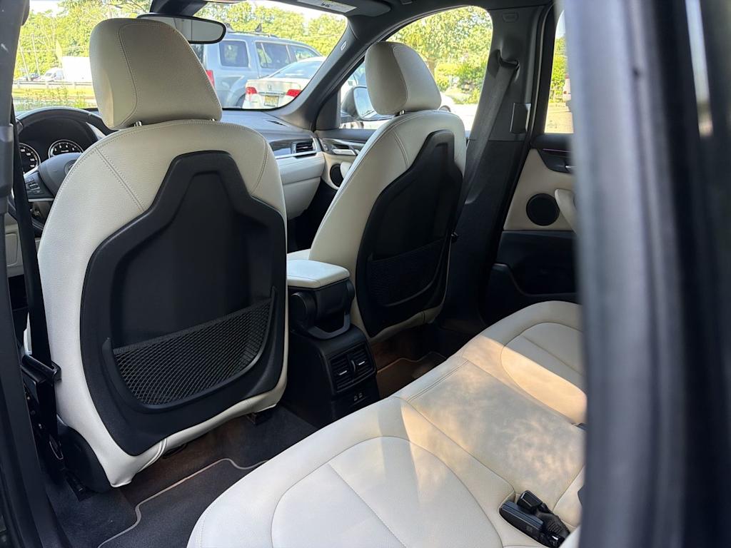 Thumbnail: 2021 BMW X1 - 13
