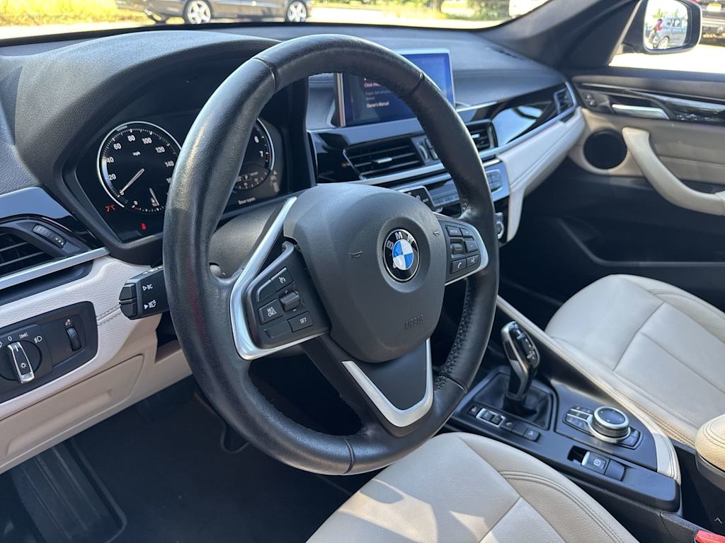 Thumbnail: 2022 BMW X1 - 14