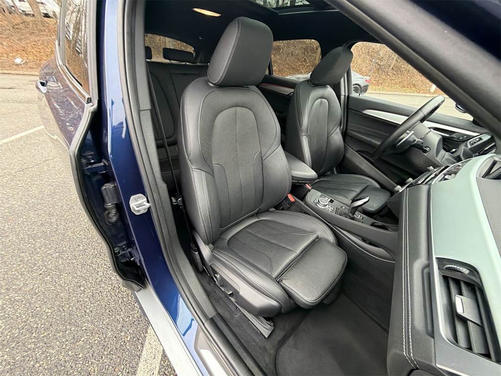 Thumbnail: 2020 BMW X2 - 12