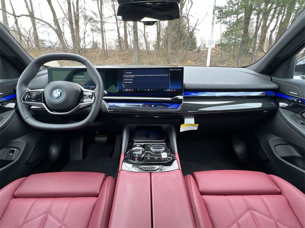 2025 BMW i5 xDrive40 2