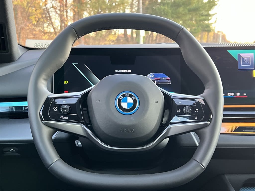 2024 BMW i5 eDrive40 13