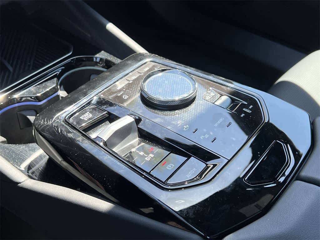 2024 BMW i5 eDrive40 15