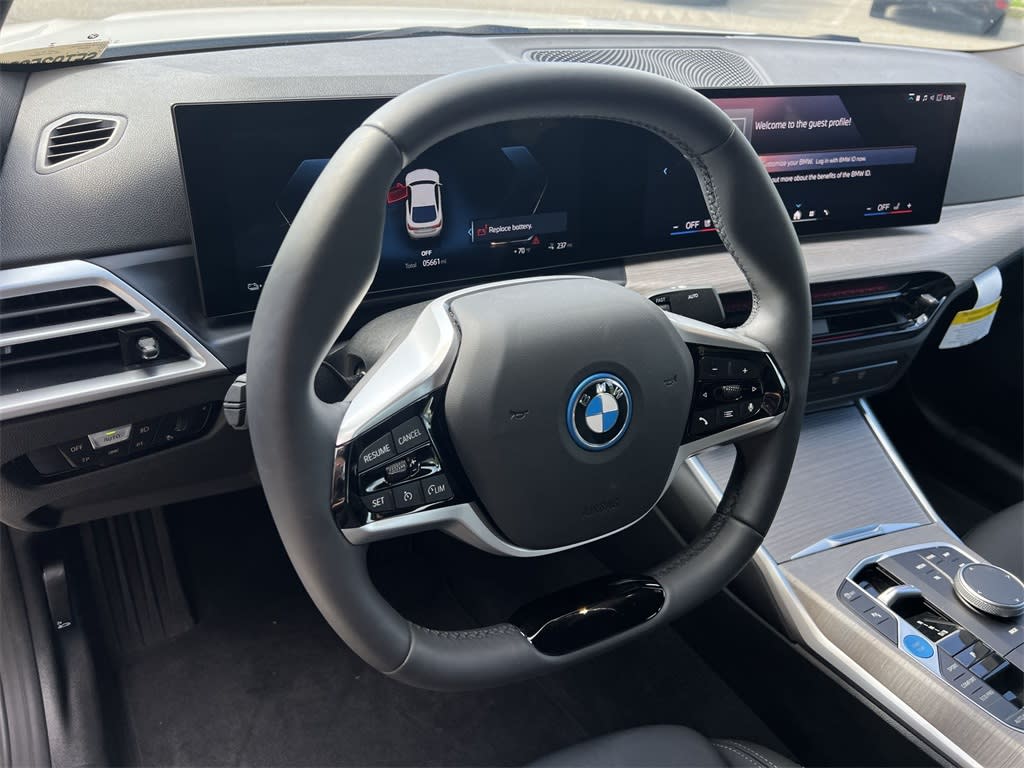 Thumbnail: 2025 BMW i4 - 14