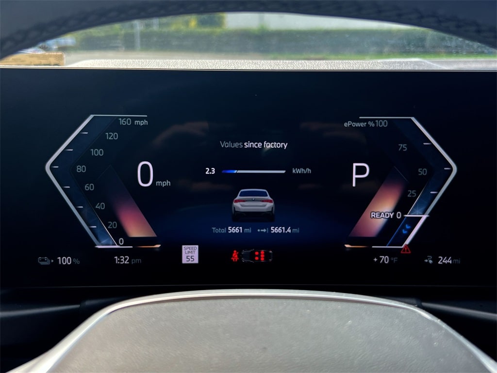 Thumbnail: 2025 BMW i4 - 17