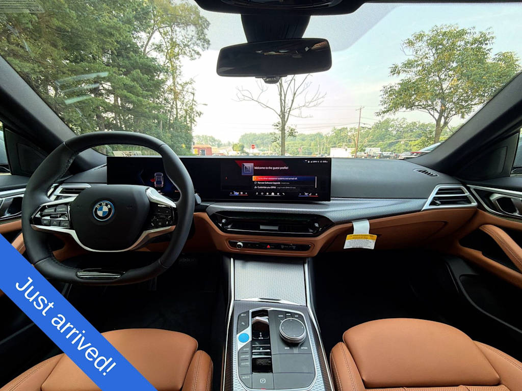 Thumbnail: 2026 BMW i4 - 9