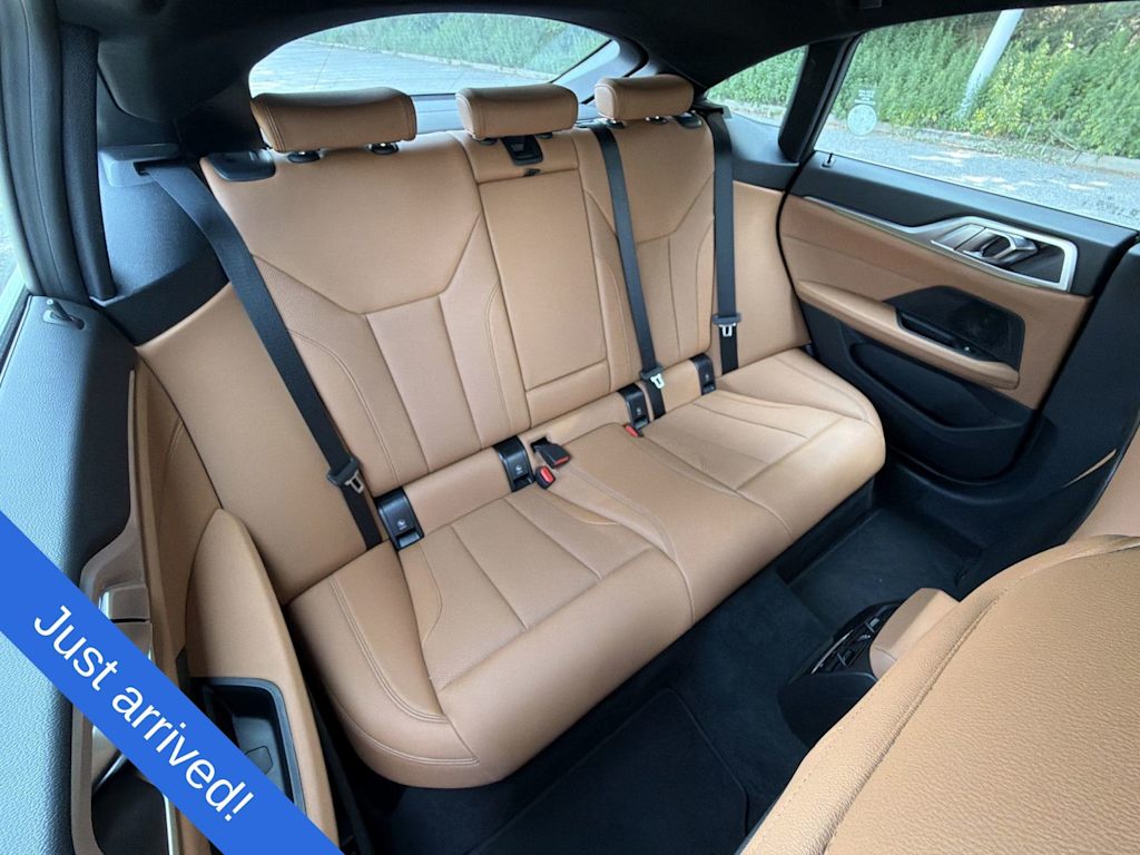 Thumbnail: 2026 BMW i4 - 28