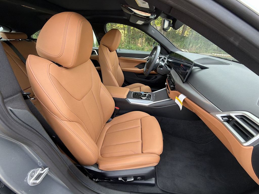 Thumbnail: 2026 BMW i4 - 11