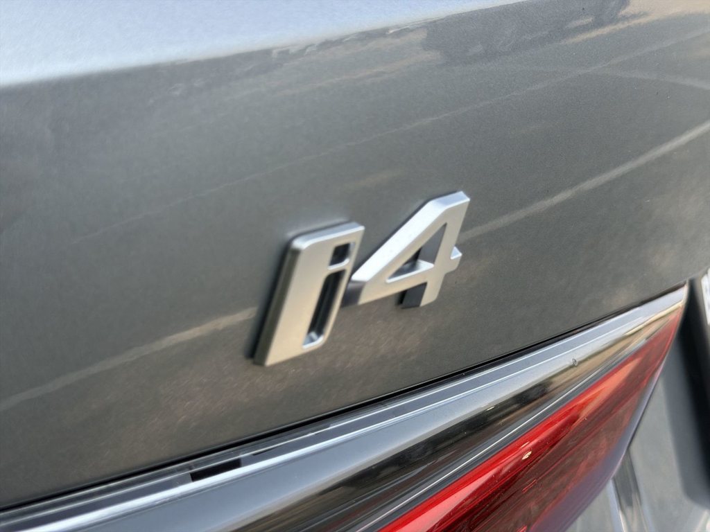 Thumbnail: 2026 BMW i4 - 7